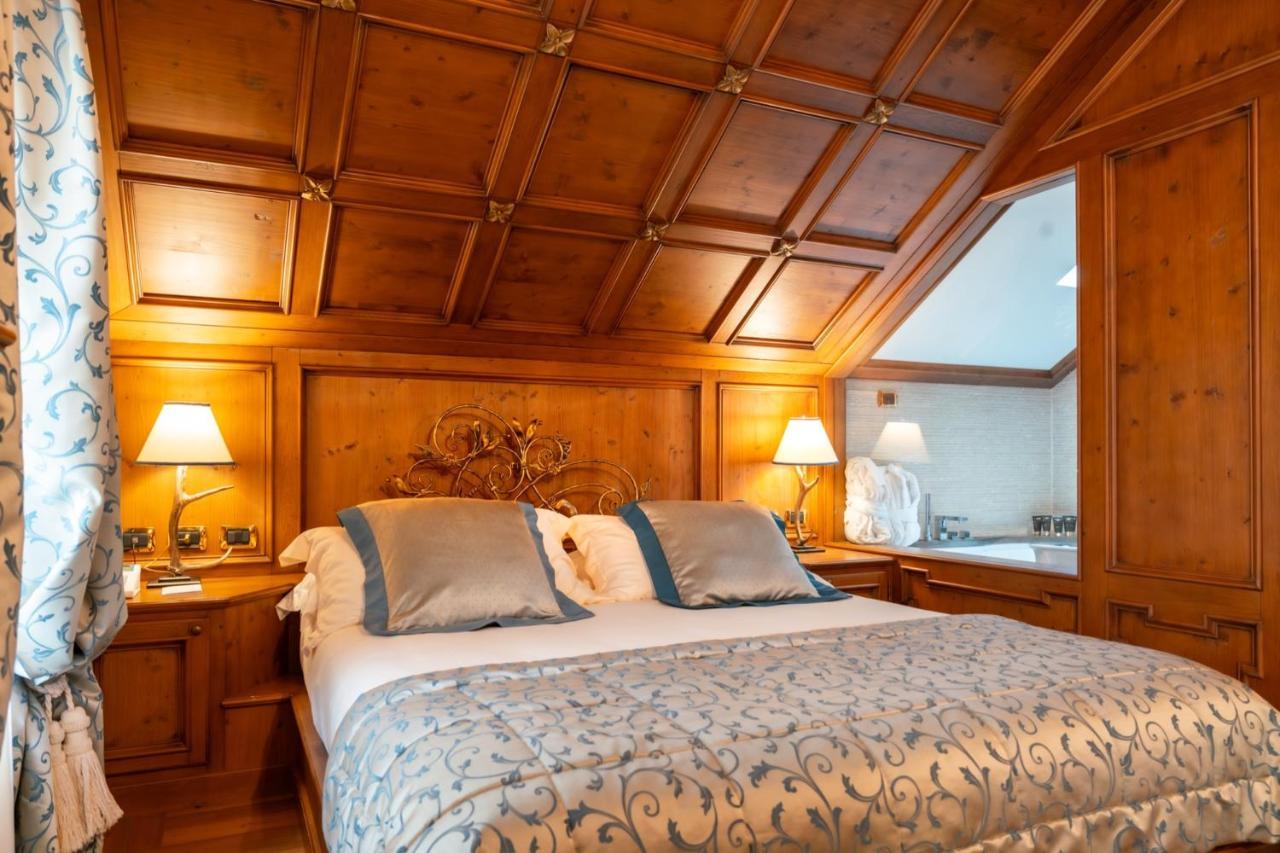 Ambra Cortina Luxury&Fashion Hotel Cortina d'Ampezzo Luaran gambar