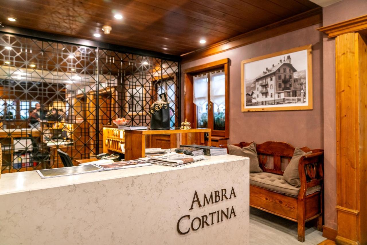 Ambra Cortina Luxury&Fashion Hotel Cortina d'Ampezzo Luaran gambar