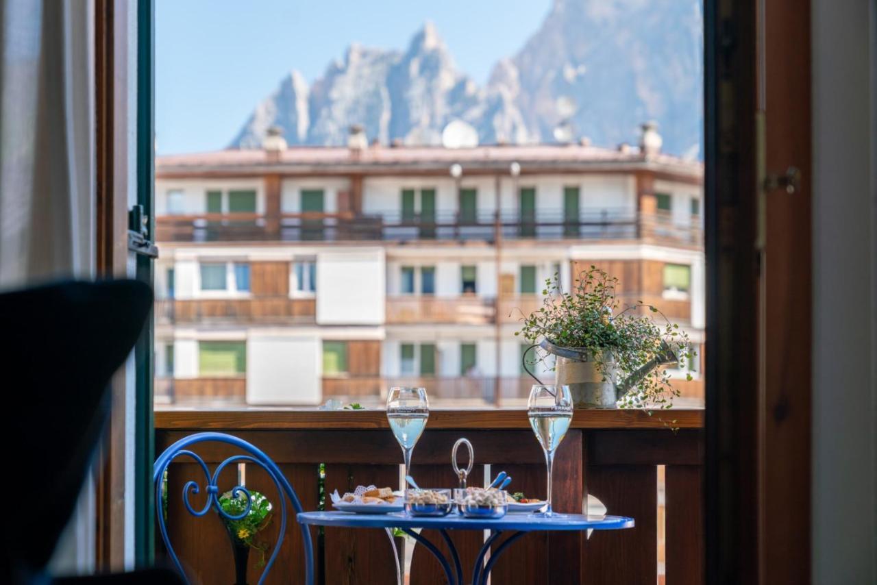 Ambra Cortina Luxury&Fashion Hotel Cortina d'Ampezzo Luaran gambar