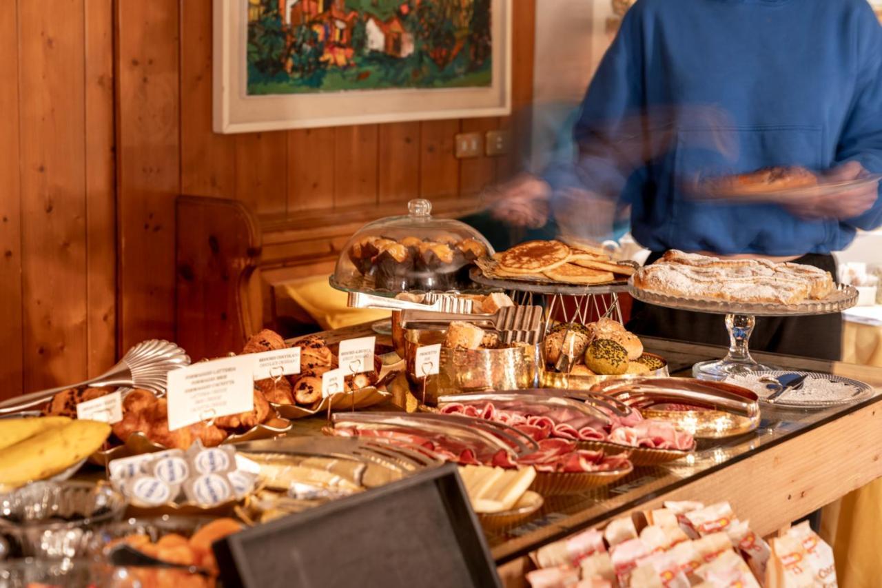 Ambra Cortina Luxury&Fashion Hotel Cortina d'Ampezzo Luaran gambar